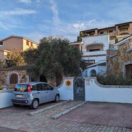 Residenze Il Girasole Apart otel Golfo Aranci Dış mekan fotoğraf