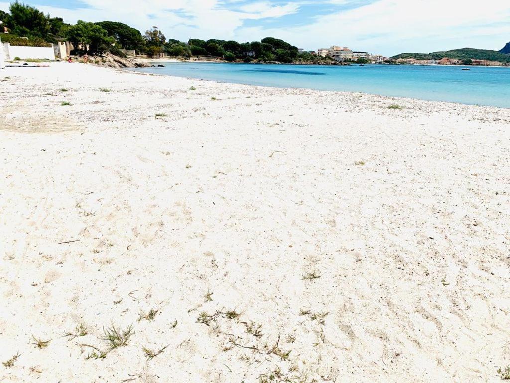 Residenze Il Girasole Apart otel Golfo Aranci Dış mekan fotoğraf