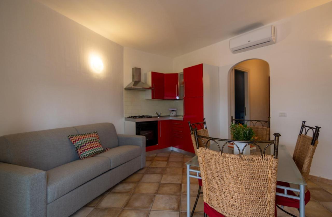 Residenze Il Girasole Apart otel Golfo Aranci Dış mekan fotoğraf