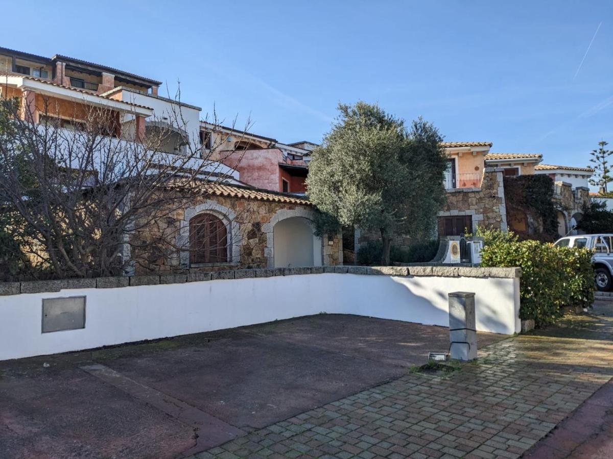 Residenze Il Girasole Apart otel Golfo Aranci Dış mekan fotoğraf