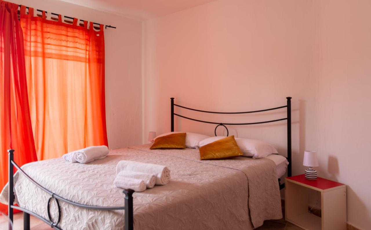 Residenze Il Girasole Apart otel Golfo Aranci Dış mekan fotoğraf