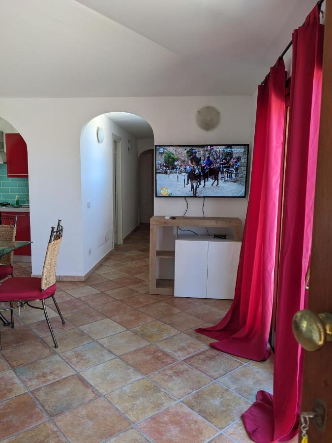 Residenze Il Girasole Apart otel Golfo Aranci Dış mekan fotoğraf
