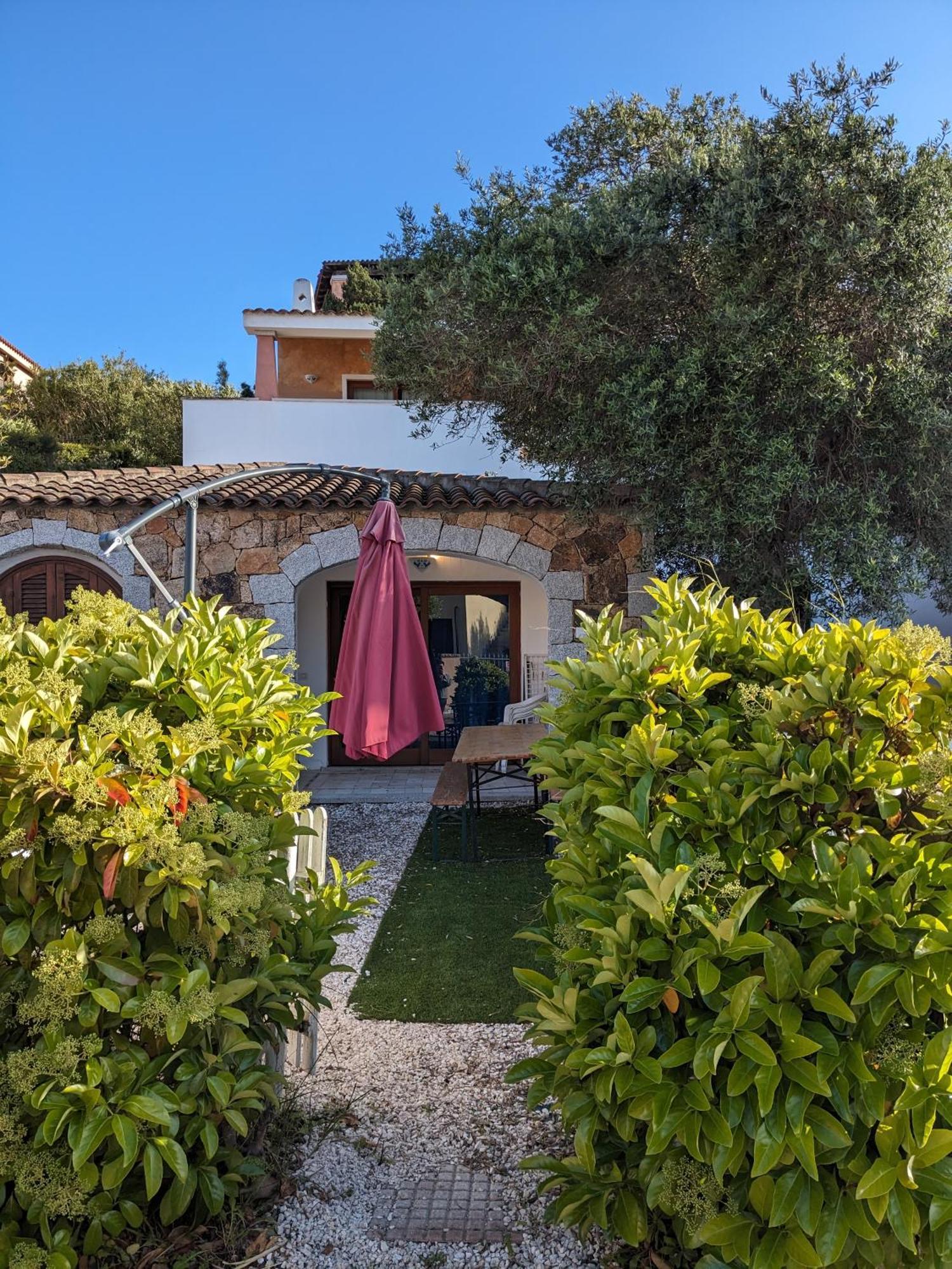 Residenze Il Girasole Apart otel Golfo Aranci Dış mekan fotoğraf